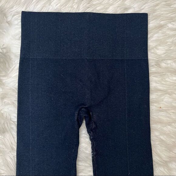 Spanx Look At Me Denim Wash Leggings - Picture 8 of 11